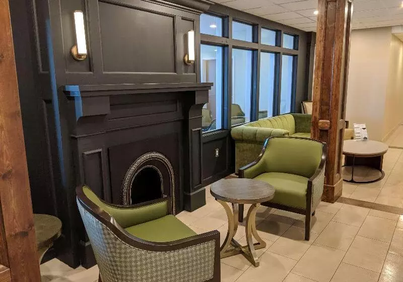 Best Western The Hotel Chequamegon