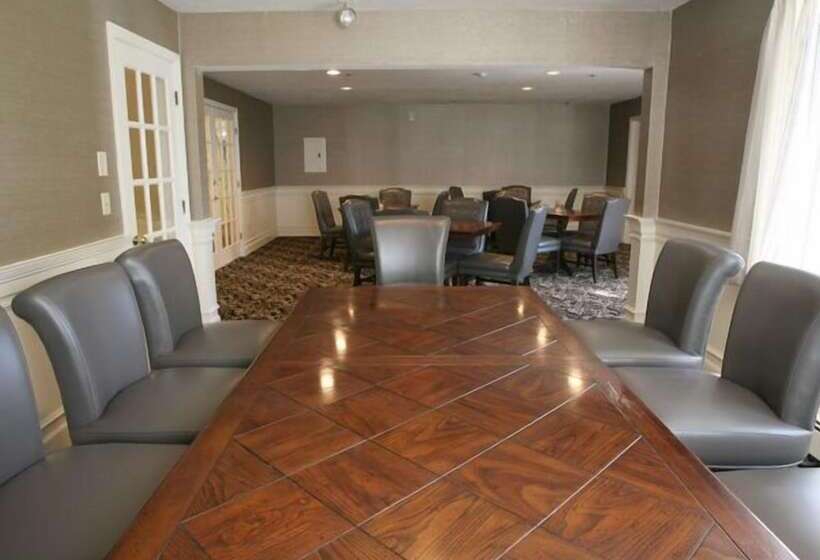 בית מלון כפרי Chocksett Inn And Restaurant