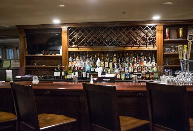 בית מלון כפרי Chocksett Inn And Restaurant