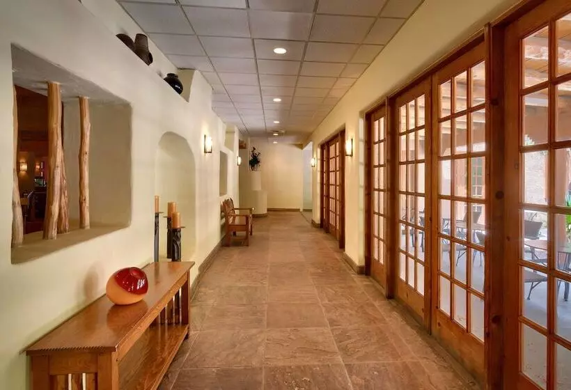 هتل Courtyard By Marriott Albuquerque