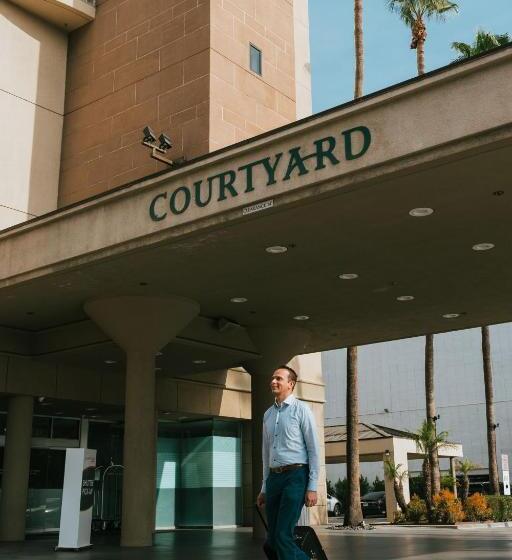 Отель Courtyard By Marriott Los Angeles Lax/century Boulevard