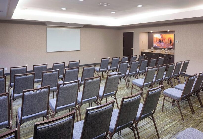 فندق Courtyard Tuscaloosa