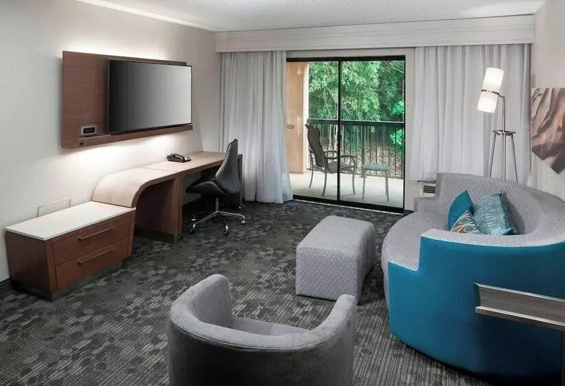 호텔 Courtyard Tuscaloosa