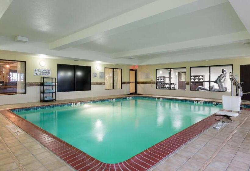 ホテル Courtyard Dallas Mesquite