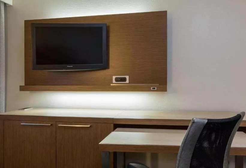 Отель Courtyard Dallas Mesquite