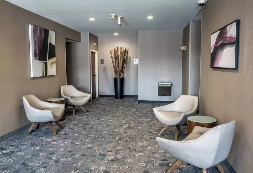 호텔 Courtyard By Marriott Norwich