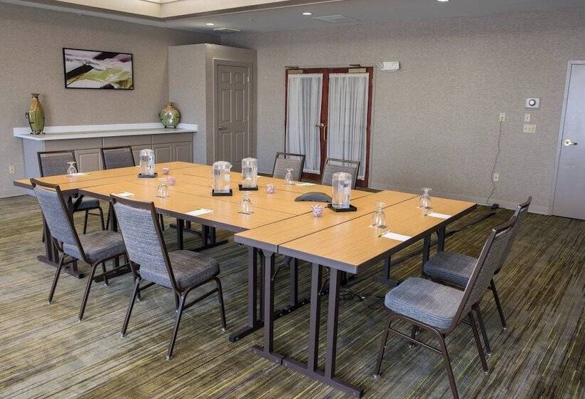 فندق Courtyard By Marriott Norwich