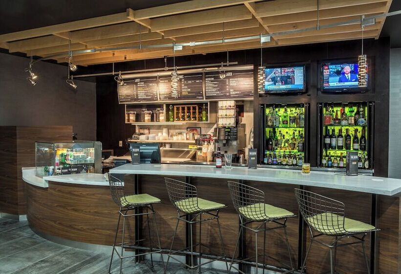 فندق Courtyard By Marriott Norwich