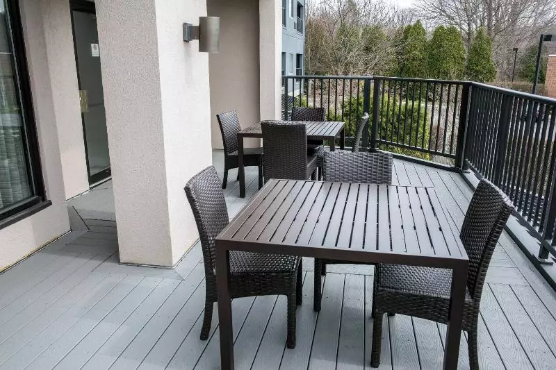 호텔 Courtyard By Marriott Norwich