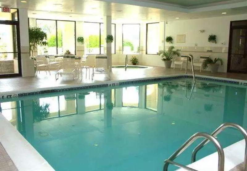 호텔 Courtyard By Marriott Norwich