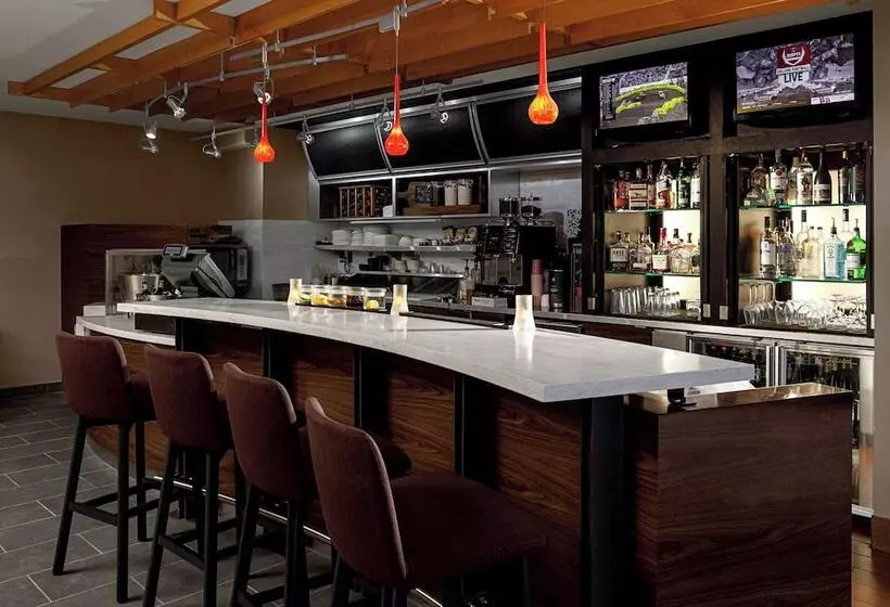 Отель Courtyard Paducah West