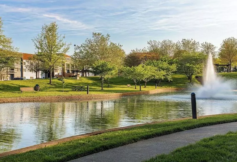 Отель Courtyard Paducah West