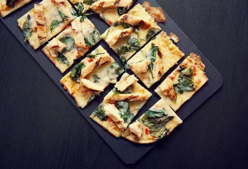 Отель Courtyard Williamsburg   Busch Gardens