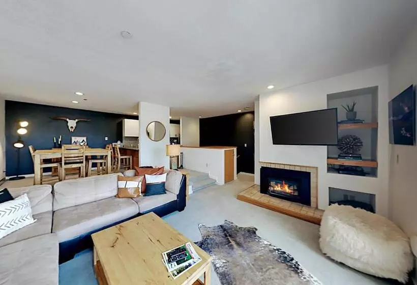 호텔 Crestview Place 307a