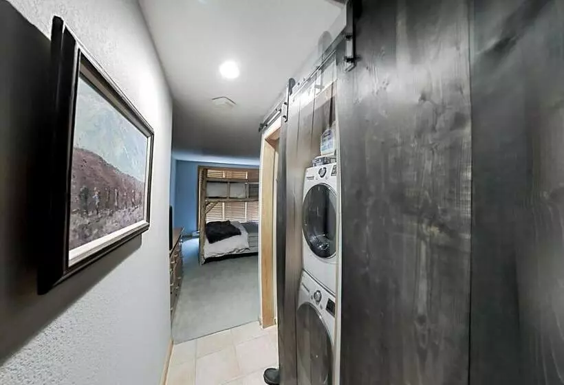 호텔 Crestview Place 307a