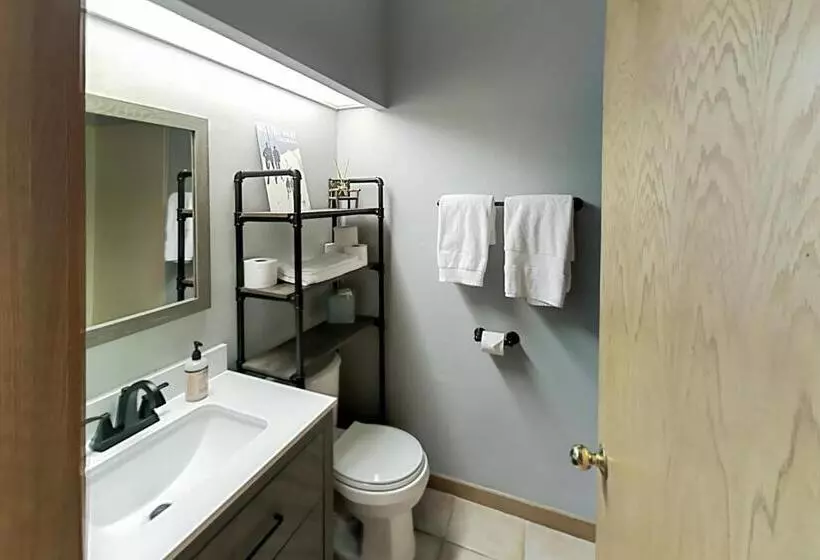 호텔 Crestview Place 307a