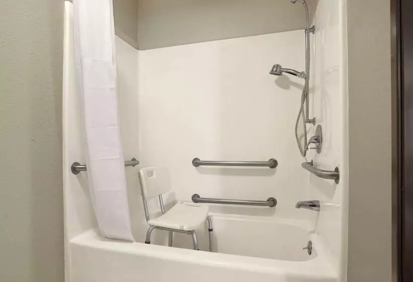 هتل Days Inn By Wyndham Sheridan