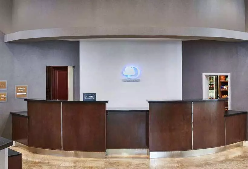 ホテル Doubletree By Hilton Fullerton