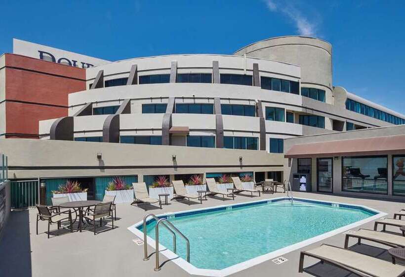 Otel Doubletree By Hilton Fullerton