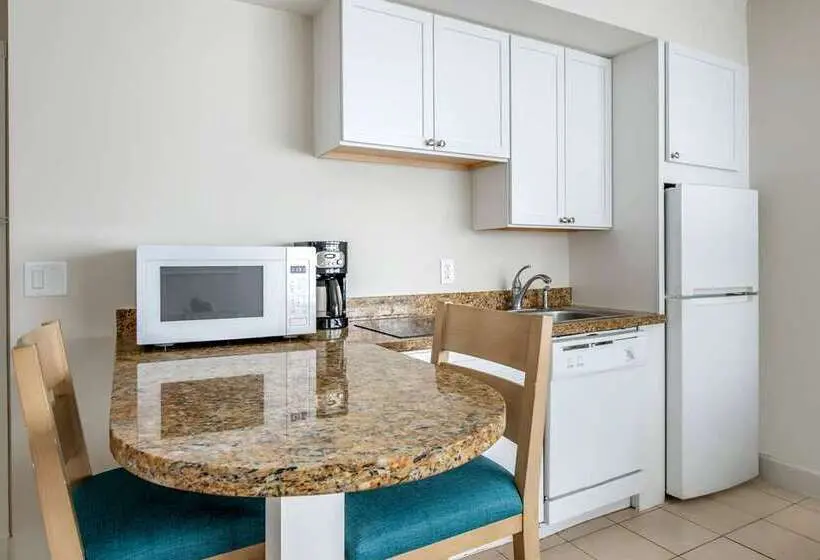 هتل Hilton Vacation Club Crescent On South Beach Miami
