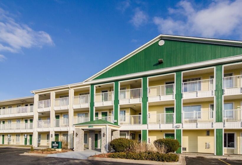 فندق Hometowne Studios By Red Roof Lake Charles   Sulphur