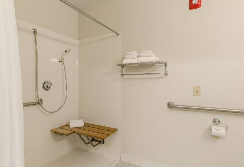 فندق Hometowne Studios By Red Roof Lake Charles   Sulphur