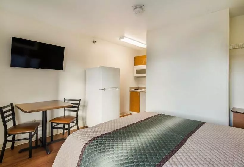 Szálloda Hometowne Studios By Red Roof Lake Charles   Sulphur