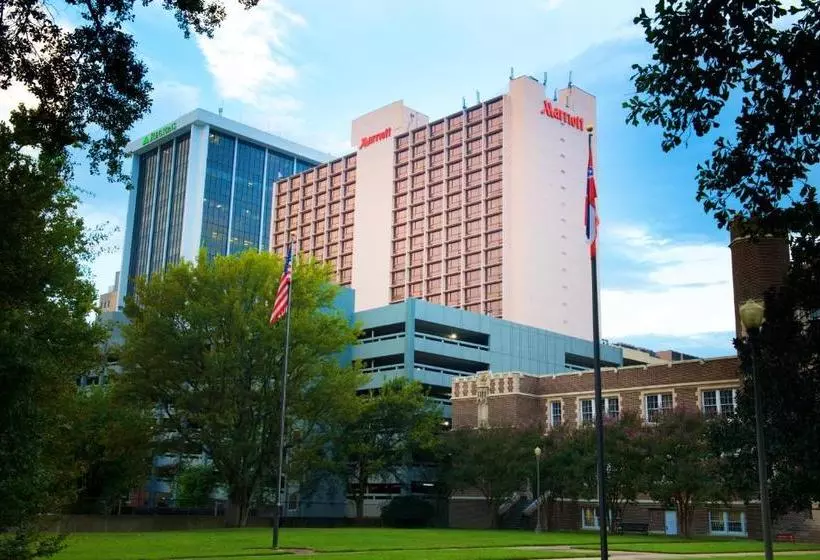 هتل Jackson Downtown Convention Center