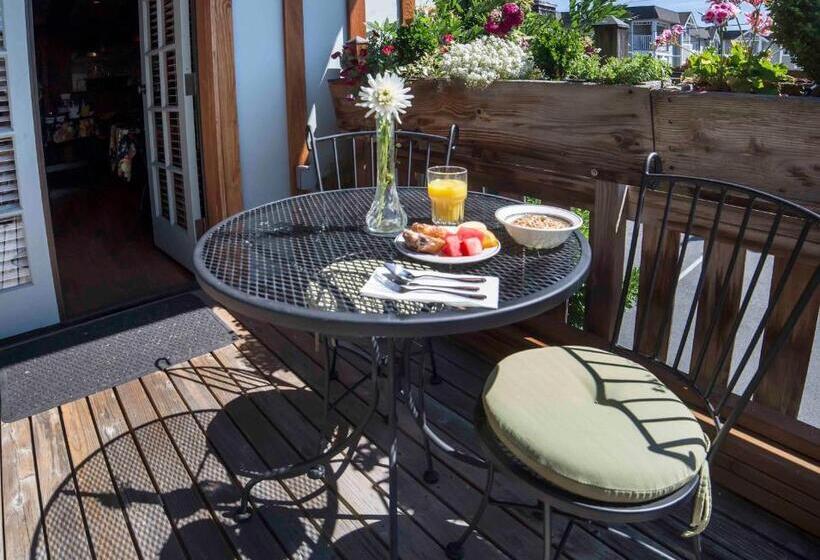 酒店 La Conner Channel Lodge