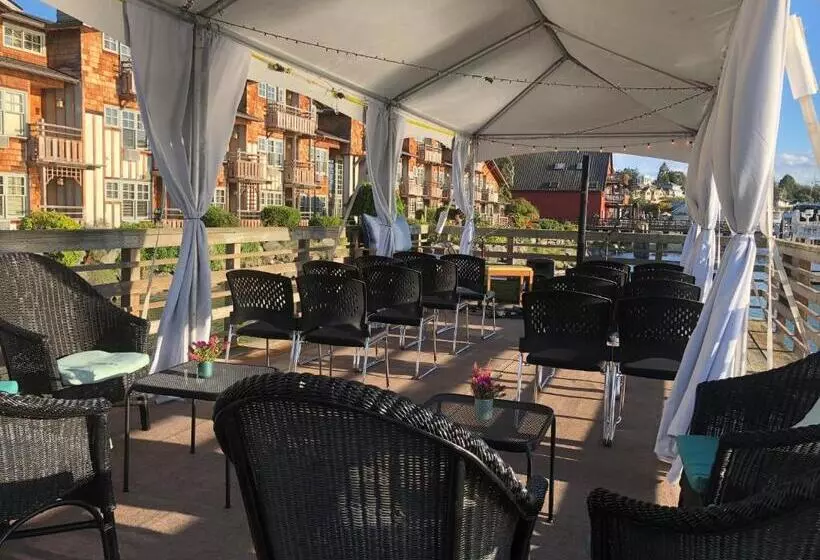 酒店 La Conner Channel Lodge