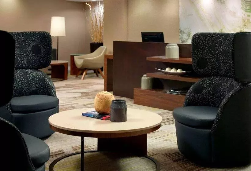 Отель Sonesta Select Atlanta Cumberland Galleria Ballpark