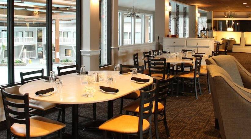 هتل The Cove At Yarmouth