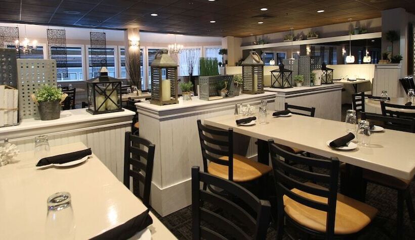 هتل The Cove At Yarmouth