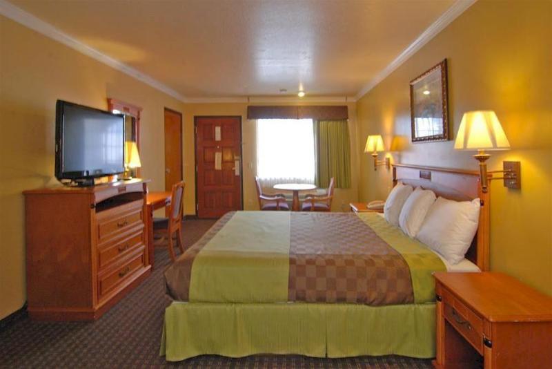 מוטל Chariot Inn Glendale   Pasadena