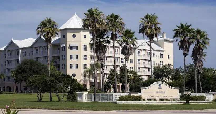 استراحتگاه Monumental Hotel Orlando