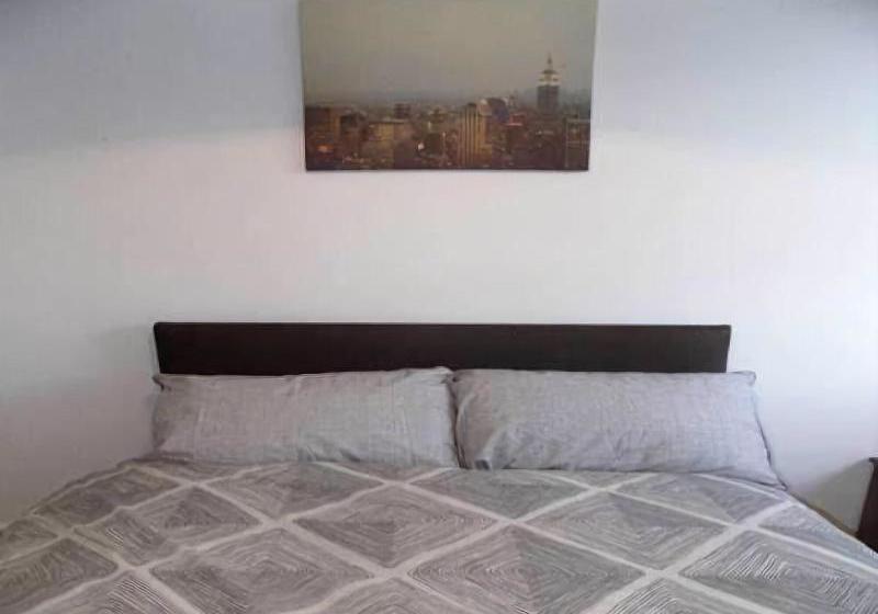 فندق فئة نجمة واحدة Albion Apartments