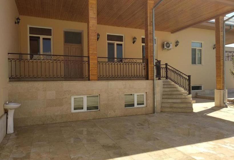 مسافرخانه Apartments Silk Road