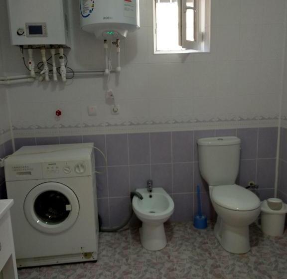 مسافرخانه Apartments Silk Road