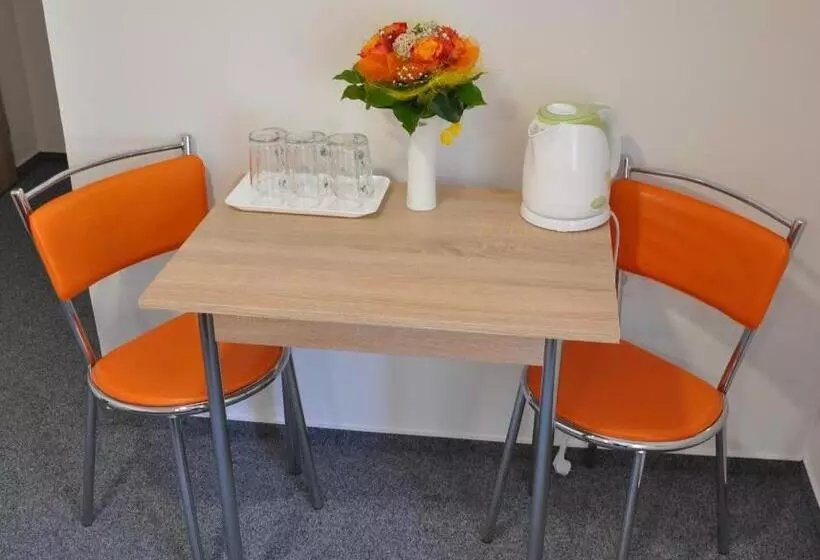 Hostel Děčín Na Skřivánce