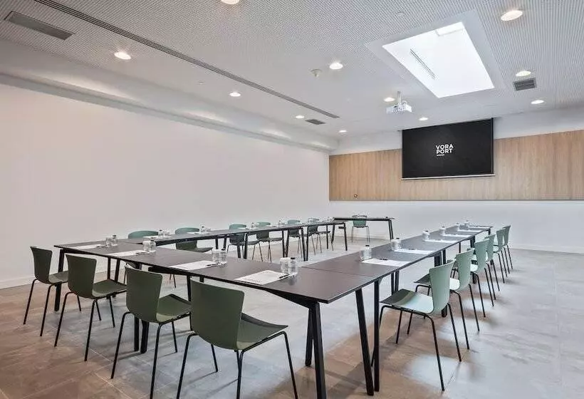 Hôtel Acta Voraport