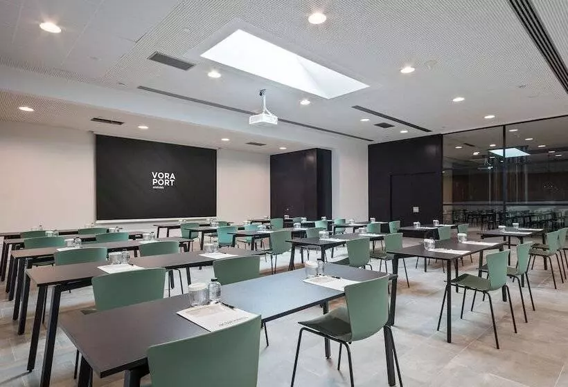 Hôtel Acta Voraport