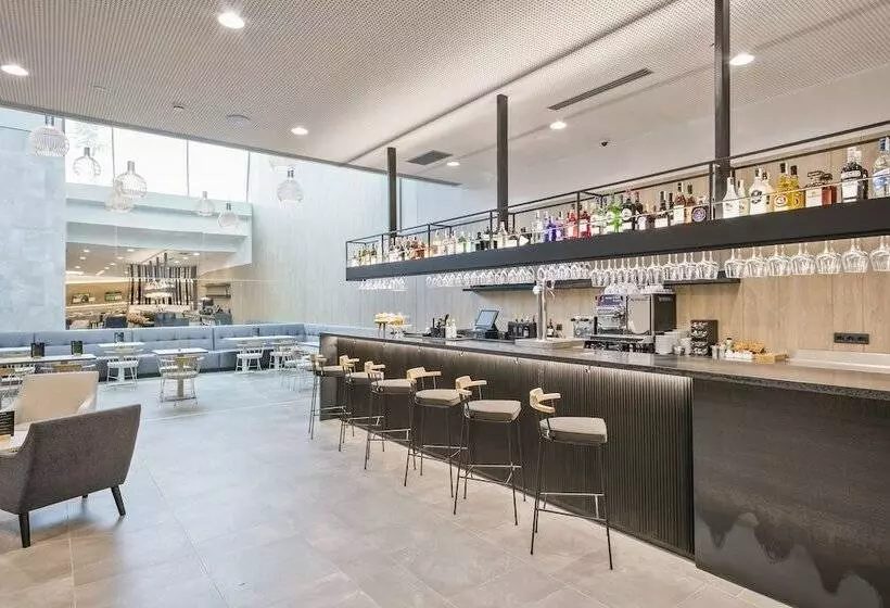 Hôtel Acta Voraport