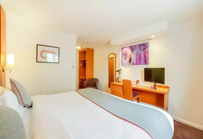 Lakeside Haydock Hotel, St Helens