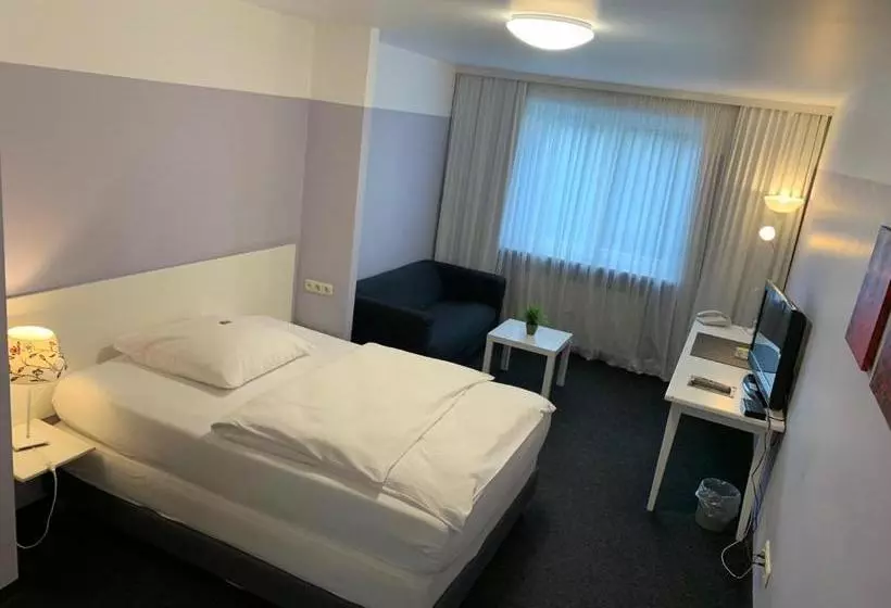 هتل U. + Apartments