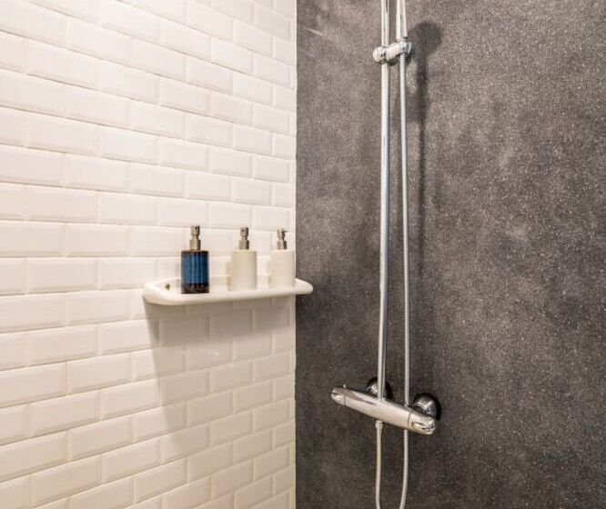 L'azure Resort And Spa