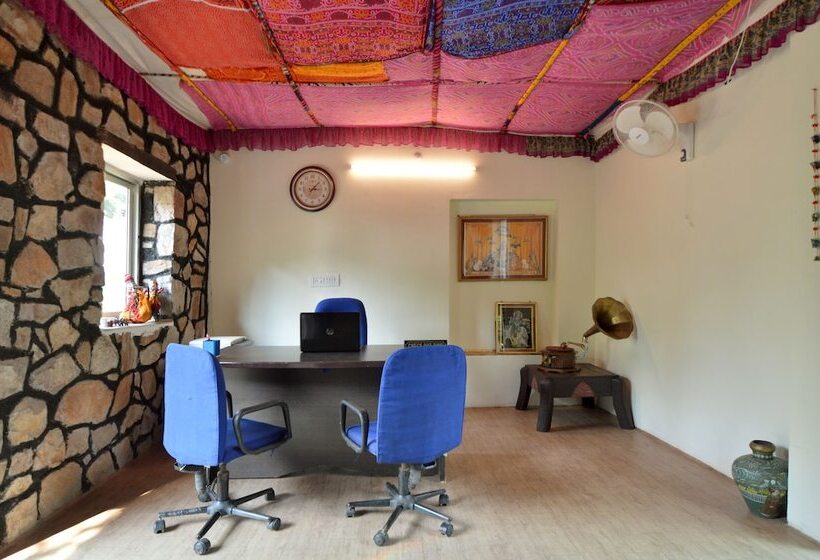 منتجع Bagh Dera Camp