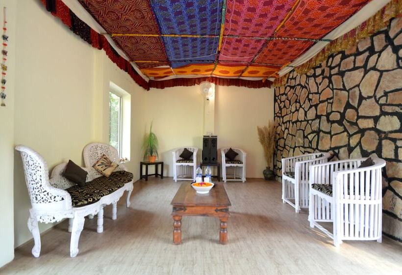 منتجع Bagh Dera Camp