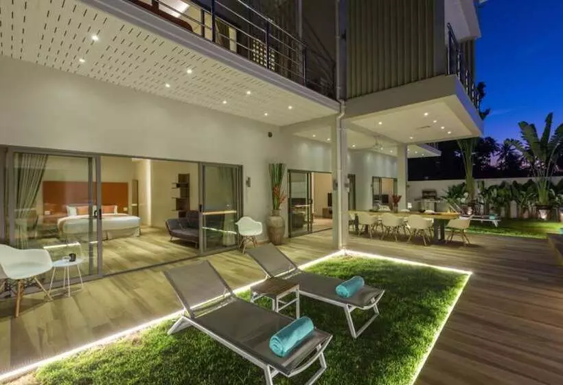 5 Bedrooms Villa Bacardi