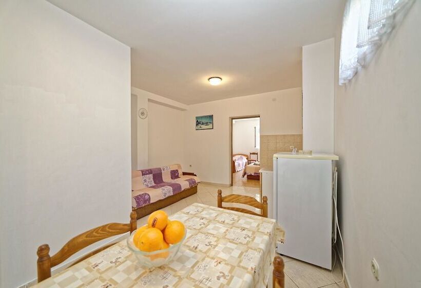 Apartment Bionda