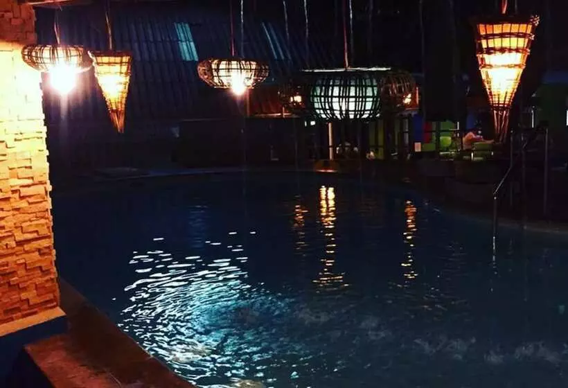هتل Bamboo Hideaway Samui Resort